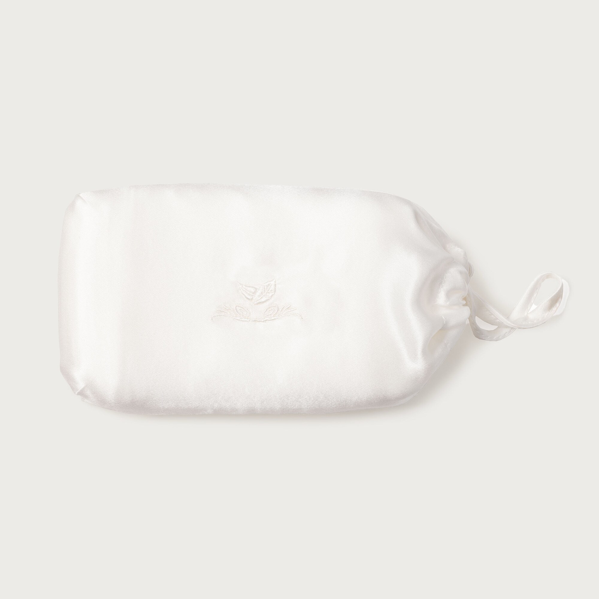 Petite Plume™ silk pillowcase