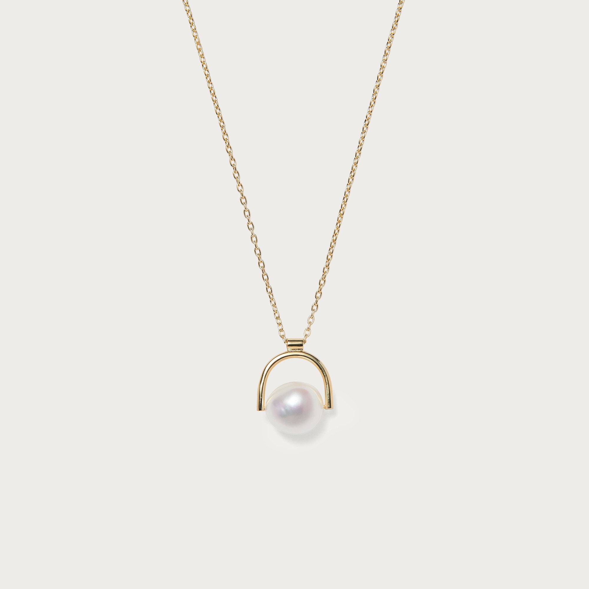 Lady Grey bail necklace