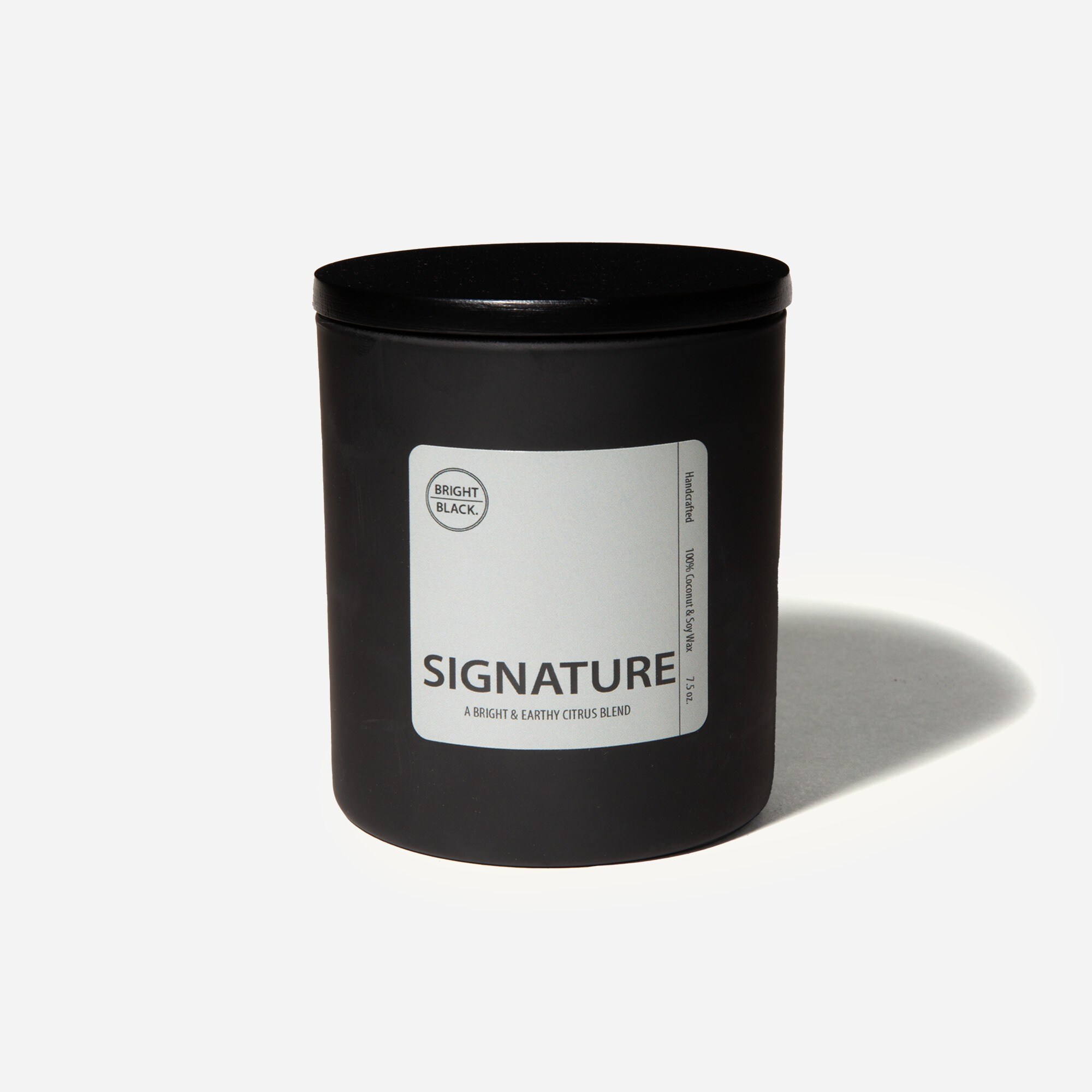  Bright Black™ signature candle