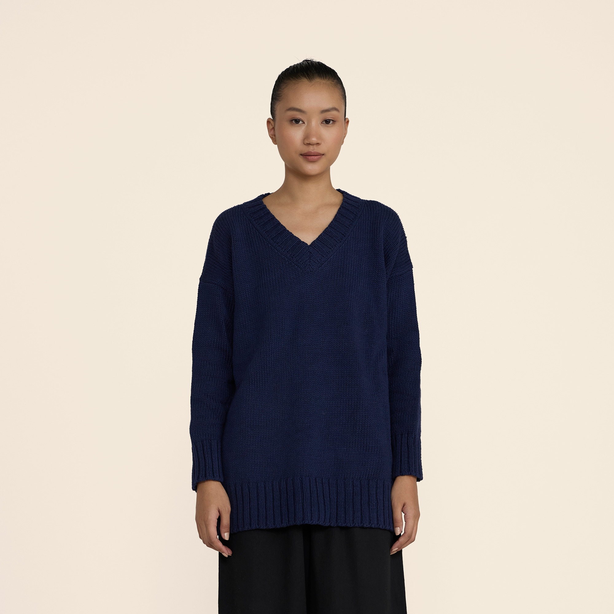 LAUDE the Label oversized V-neck sweater - image 2