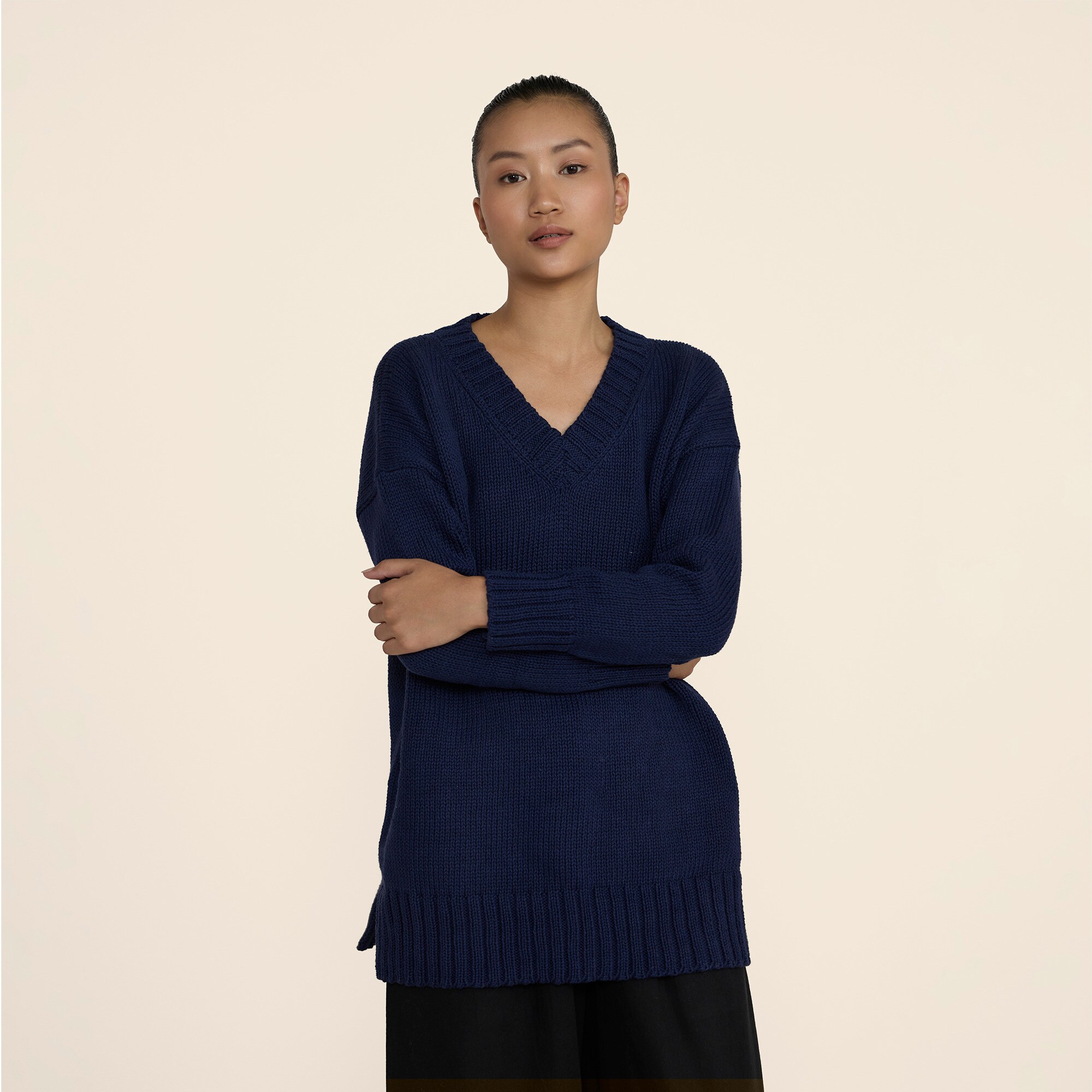 LAUDE the Label oversized V-neck sweater - image 5