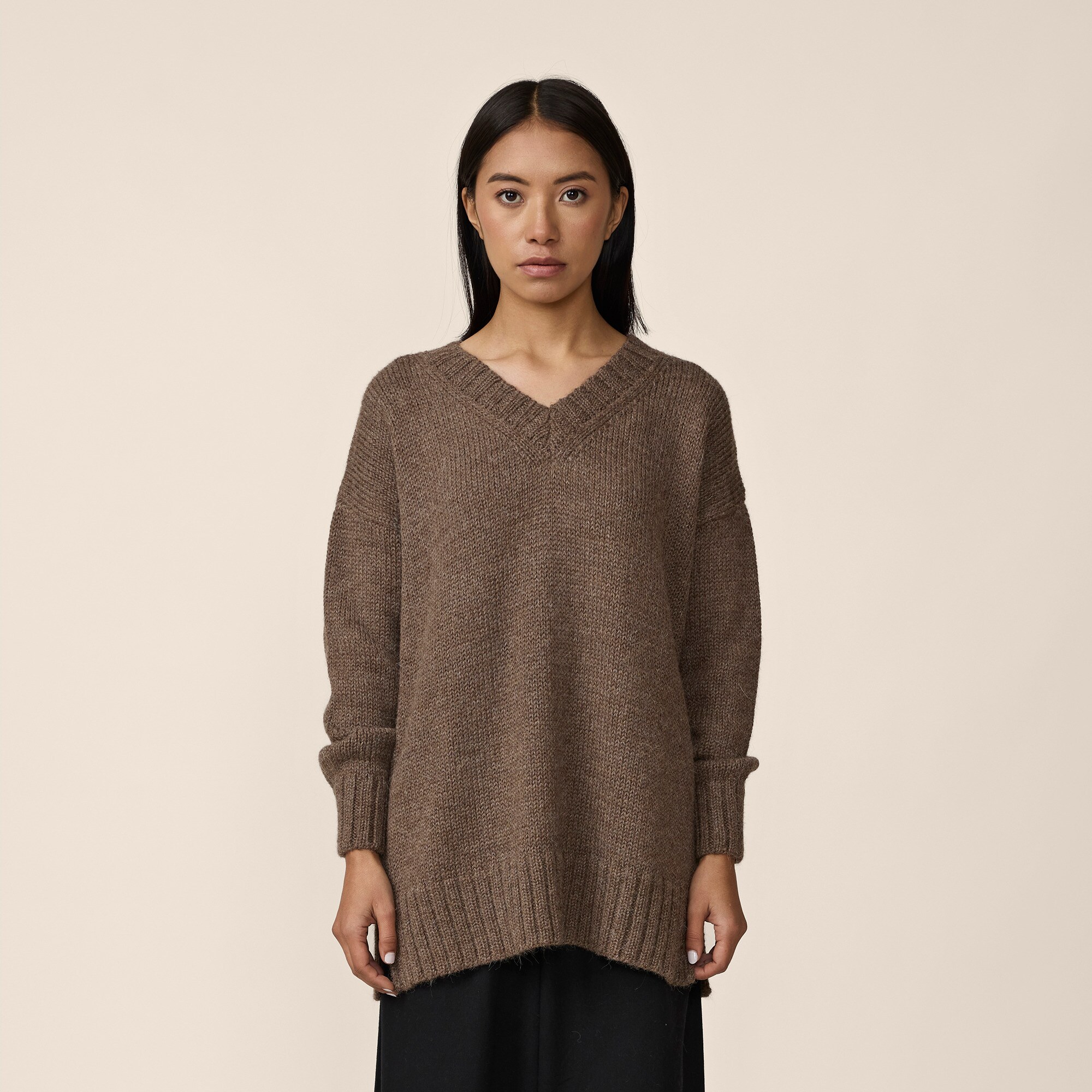 LAUDE the Label oversized V-neck sweater
